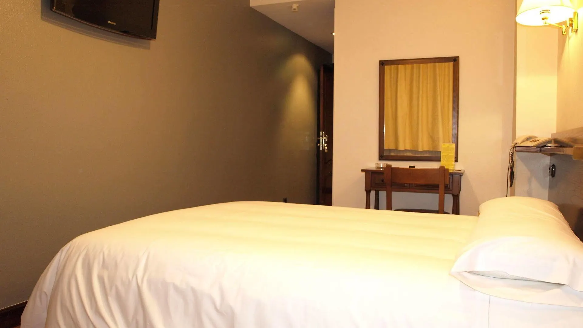 Hotel Ibiltze Lasarte Oria 0*,